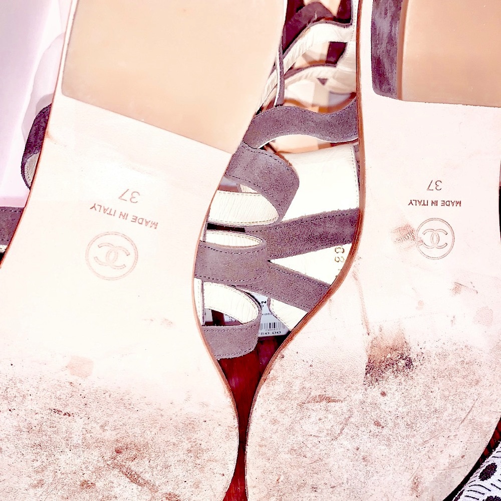 CHANEL knee highl cut our boots monogram CC RARE! - Picture 7 of 7